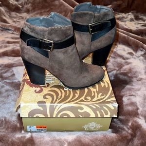 Limelight Women’s Ankle Boots size 7